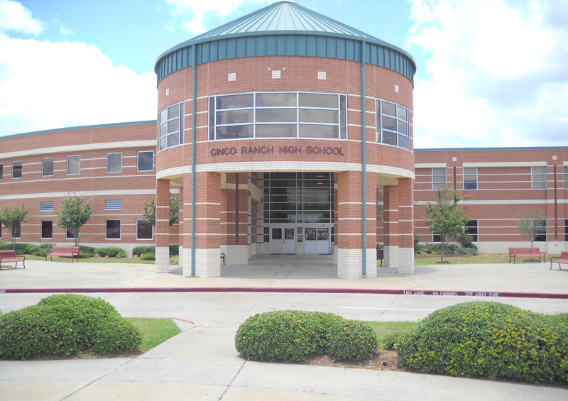 Entrance to Cinco Ranch High School in Katy ISD